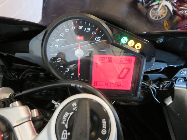 aprilia - rsv-4-1000-rr