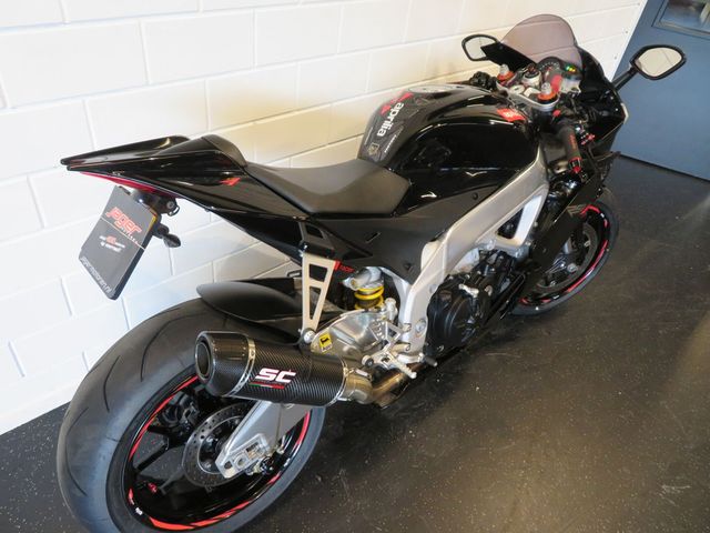 aprilia - rsv-4-1000-rr