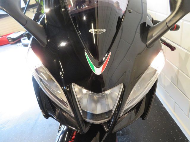 aprilia - rsv-4-1000-rr