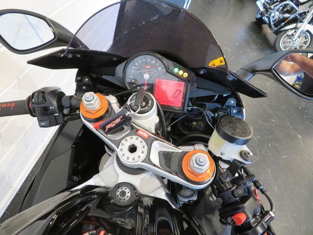 aprilia - rsv-4-1000-rr