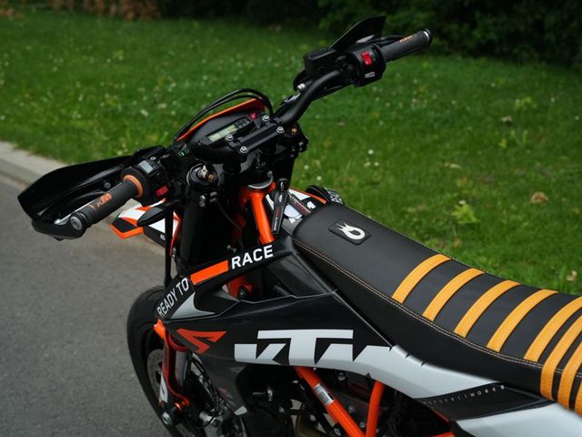 ktm - 690-smc-r
