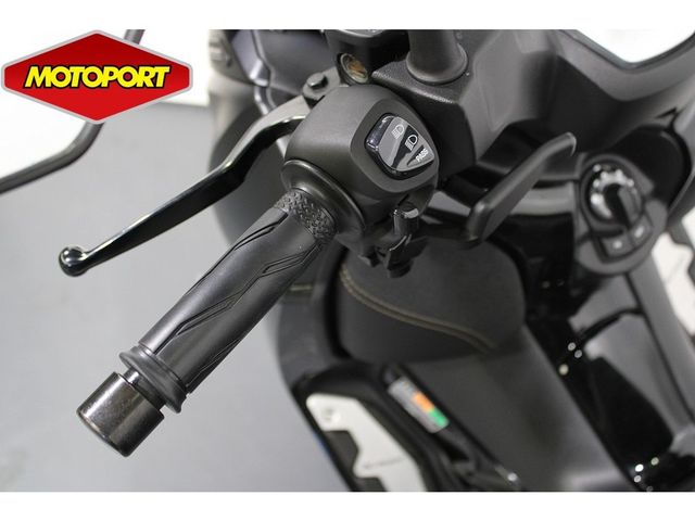 yamaha - x-max-400