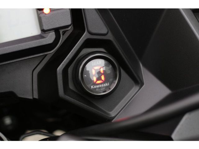 kawasaki - versys-1000-grand-tourer