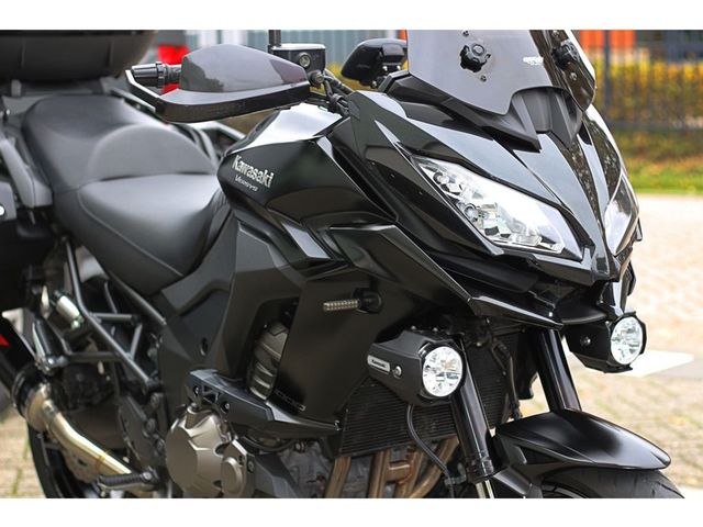 kawasaki - versys-1000-grand-tourer