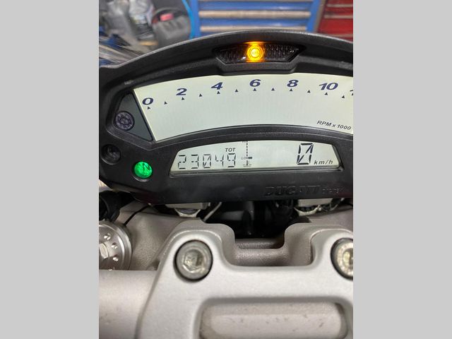 ducati - m-796