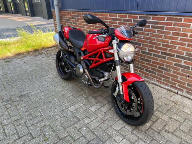 ducati - m-796
