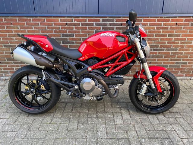 ducati - m-796