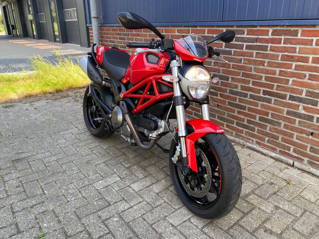 ducati - m-796