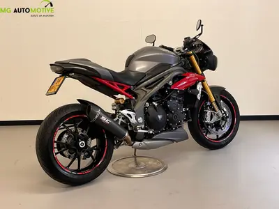 TRIUMPH SPEED TRIPLE R – foto 3