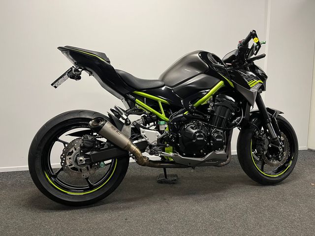 kawasaki - z900