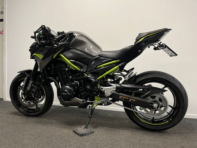 kawasaki - z900