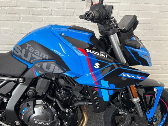 suzuki - gsx-8s