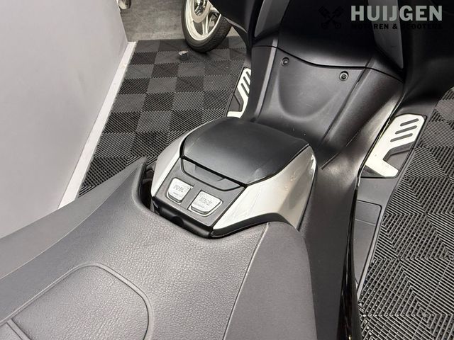 yamaha - tmax-dx