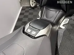 Yamaha T max 530 (DX) 2019 occasion – foto 11 van 18