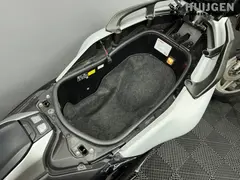 Yamaha T max 530 (DX) 2019 occasion – foto 17 van 18