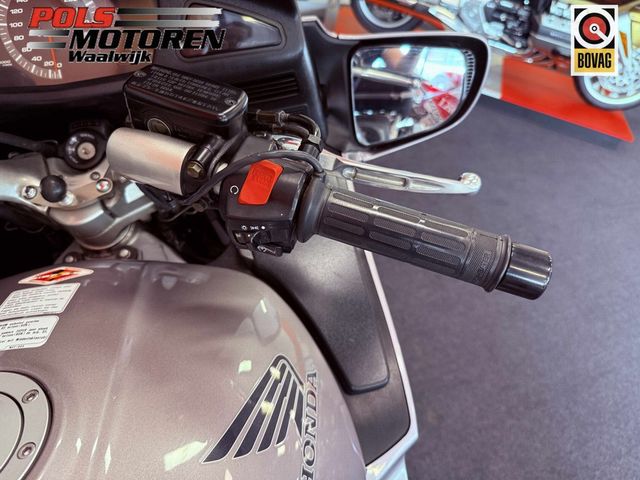 honda - st-1300-pan-european-abs