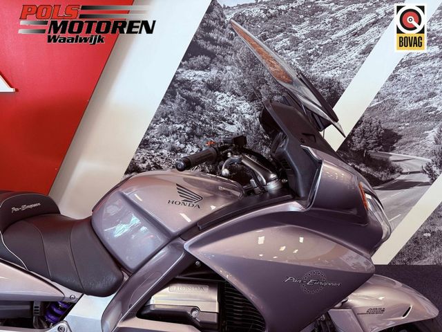 honda - st-1300-pan-european-abs