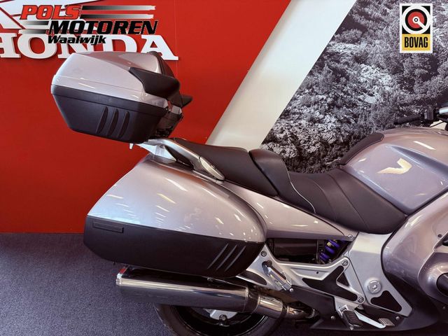 honda - st-1300-pan-european-abs