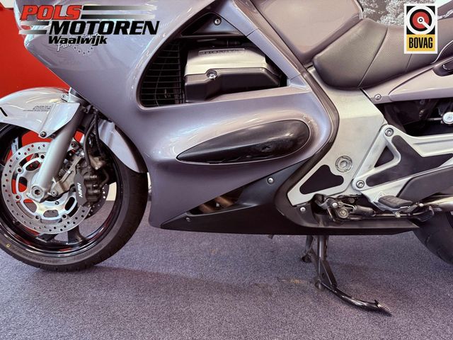 honda - st-1300-pan-european-abs