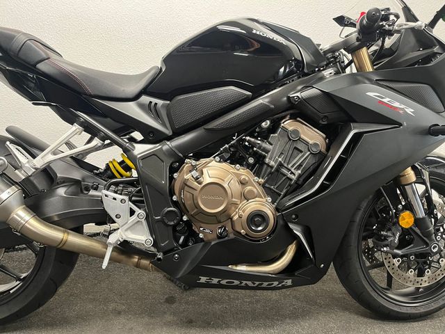 honda - cbr-650-r