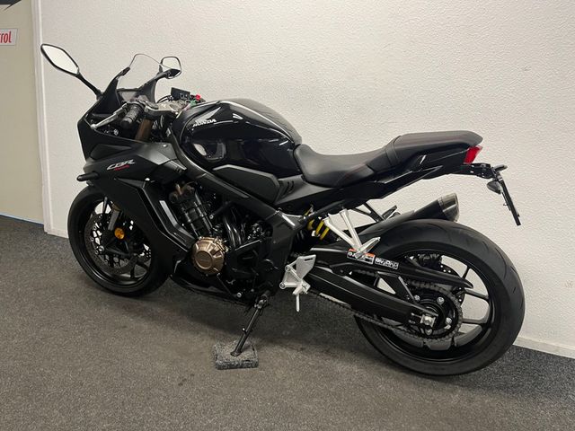 honda - cbr-650-r