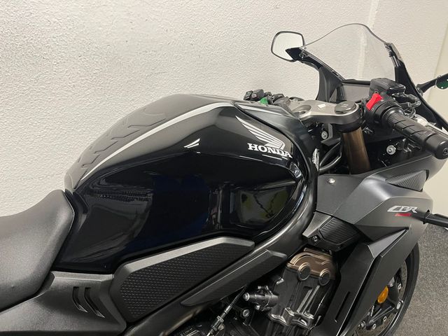 honda - cbr-650-r