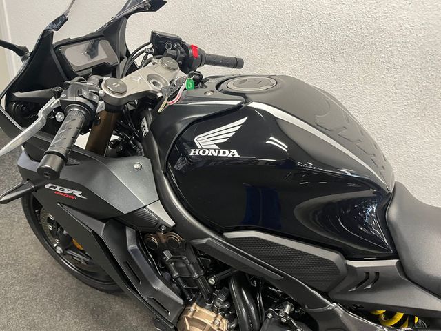 honda - cbr-650-r