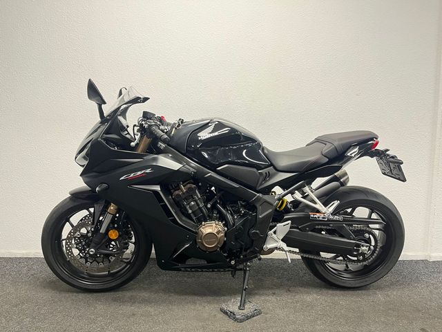 honda - cbr-650-r