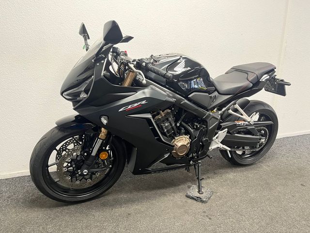 honda - cbr-650-r
