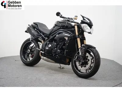 TRIUMPH SPEED TRIPLE – foto 2