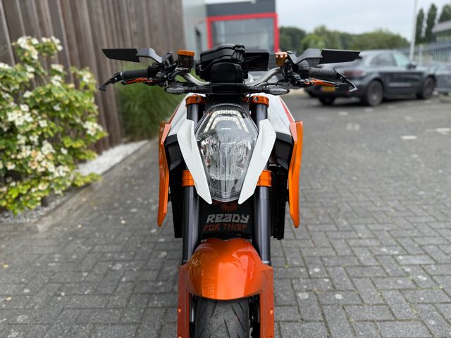 ktm - 1290-super-duke-r