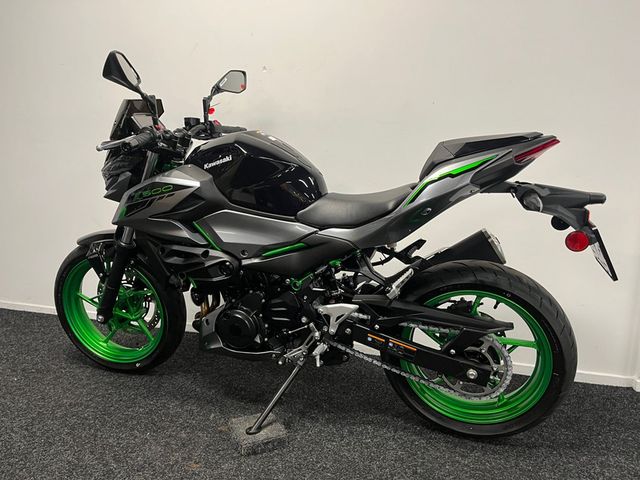 kawasaki - z-500