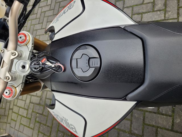 aprilia - dorsoduro-1200-abs