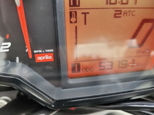 aprilia - dorsoduro-1200-abs