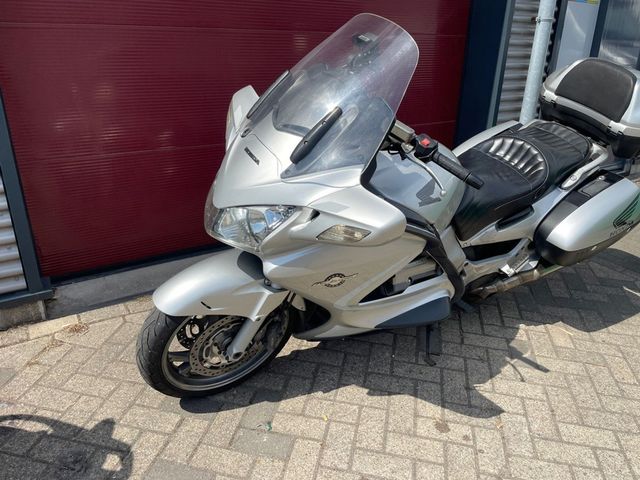 honda - st-1300-pan-european-abs