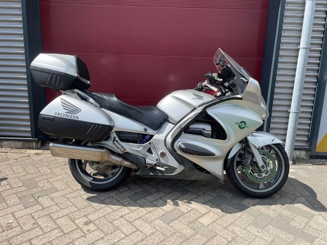 honda - st-1300-pan-european-abs