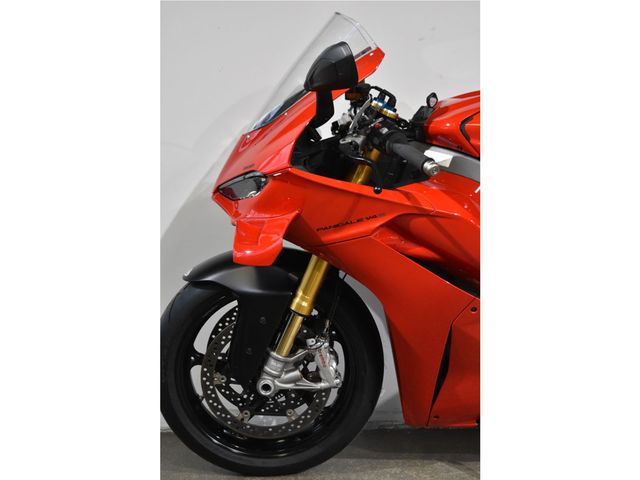 ducati - panigale-v4-s