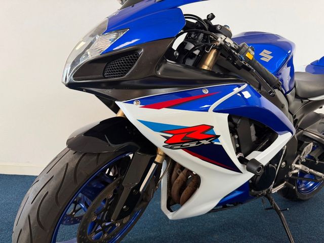 suzuki - gsx-r-600