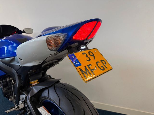 suzuki - gsx-r-600