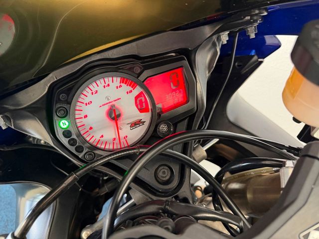 suzuki - gsx-r-600