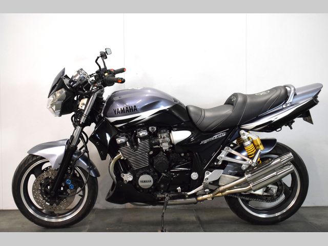 yamaha - xjr-1300