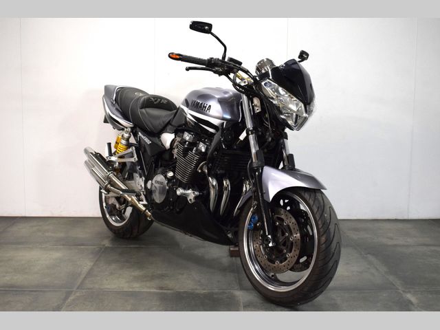 yamaha - xjr-1300