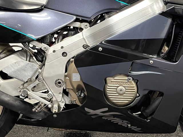 honda - cbr-400-rr