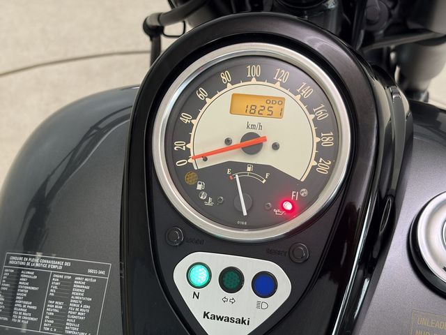kawasaki - vn-900-classic