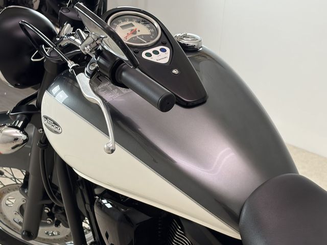 kawasaki - vn-900-classic