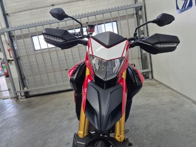 DUCATI HYPERMOTARD 939 SP – foto 4