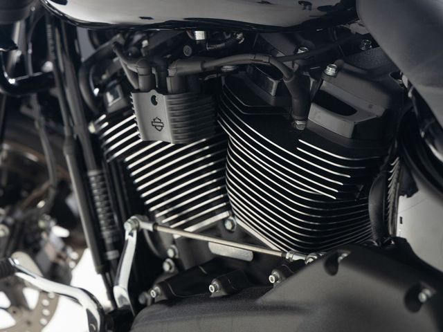 harley-davidson - low-rider-st