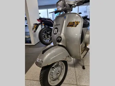 VESPA PRIMAVERA 125 3V – foto 3