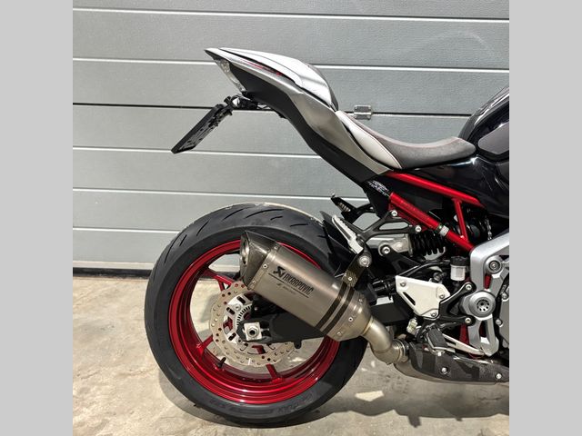 kawasaki - z900-performance