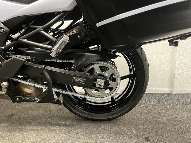 kawasaki - versys-1000-grand-tourer